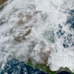 Cruz Pérez Cuéllar y Rubí Enríquez “arropan” a La Bonita tras conquistar el título Plata del CMB en Ciudad Juárez