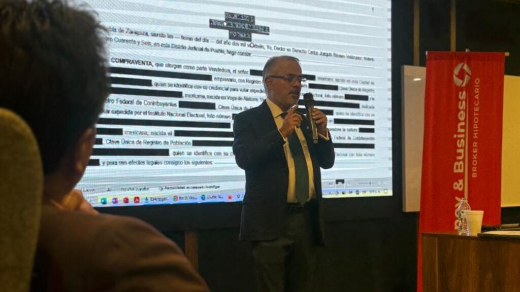 Carlos Joaquin Briones 004