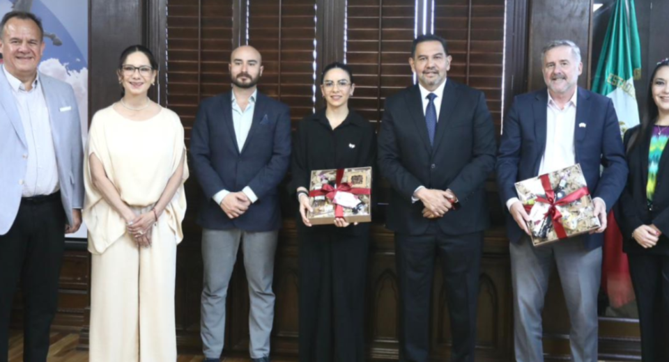 Cruz Pérez Cuellar 001