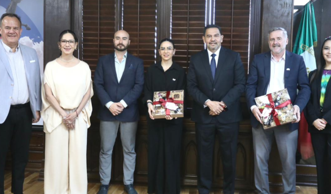 Cruz Pérez Cuellar 001