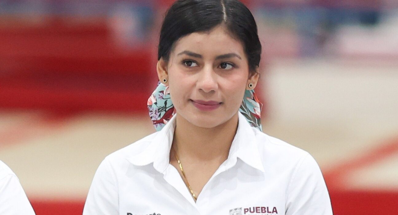 gaby la bonita sanchez 001