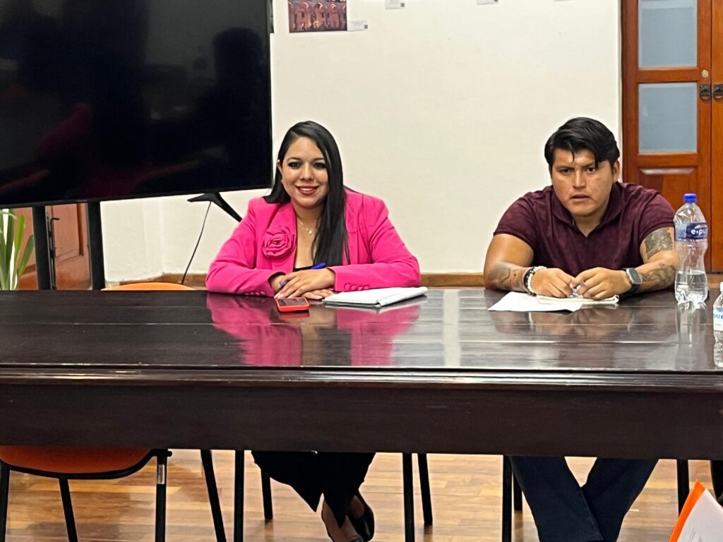 roberto moran flores 001