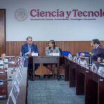 María de la Barreda recorre las calles de Puebla para escuchar de cerca a las familias del Distrito 17